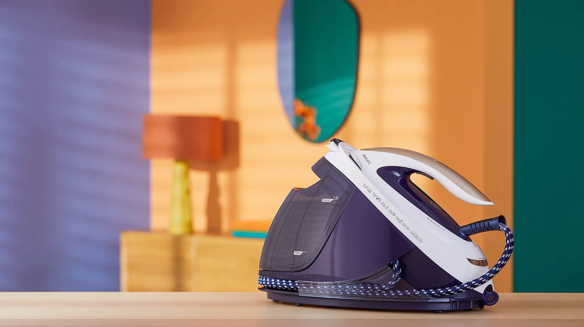 Philips PerfectCare Elite Generator Pary- 2700 W, Silne Uderzenie Pary Do 520 g, 7,5 Bara, Technologia OptimalTEMP, Tryb ECO, Pompka T-ionicGlide, Niebiesko-Biały (GC9635/20)