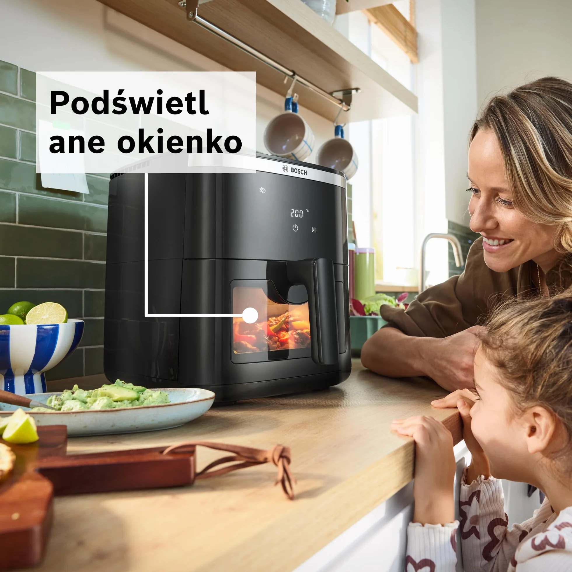 Bosch Air Fryer Serie 6, MAF671B0, pojemność XXL 7,2 l, 7 programów, podświetlane okienko, do 65% szybsze gotowanie, czarny