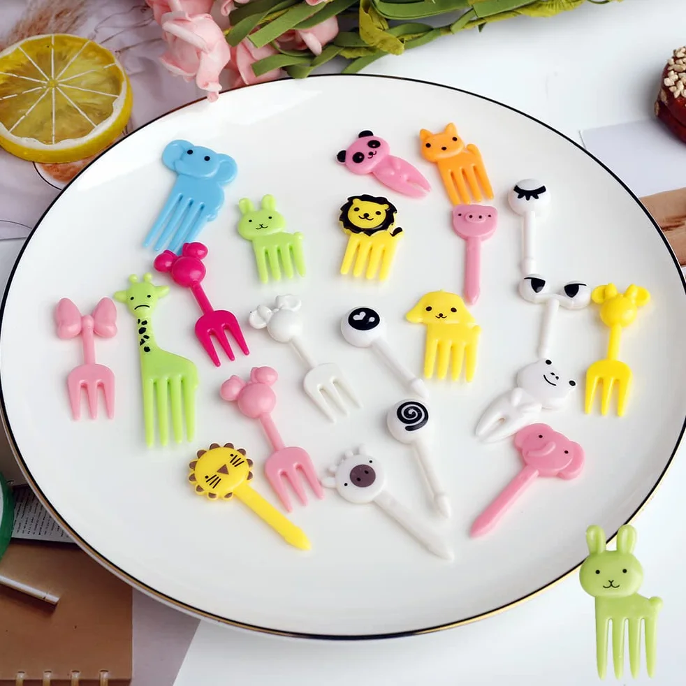 60 sztuk mini widelców z rysunkami zwierząt i owoców z tworzywa sztucznego, 8 rozmiarów, widelce do szaszłyków, do fingerfoodu, widelce owocowe, wielokrotnego użytku, zębatki owocowe do pudełka na