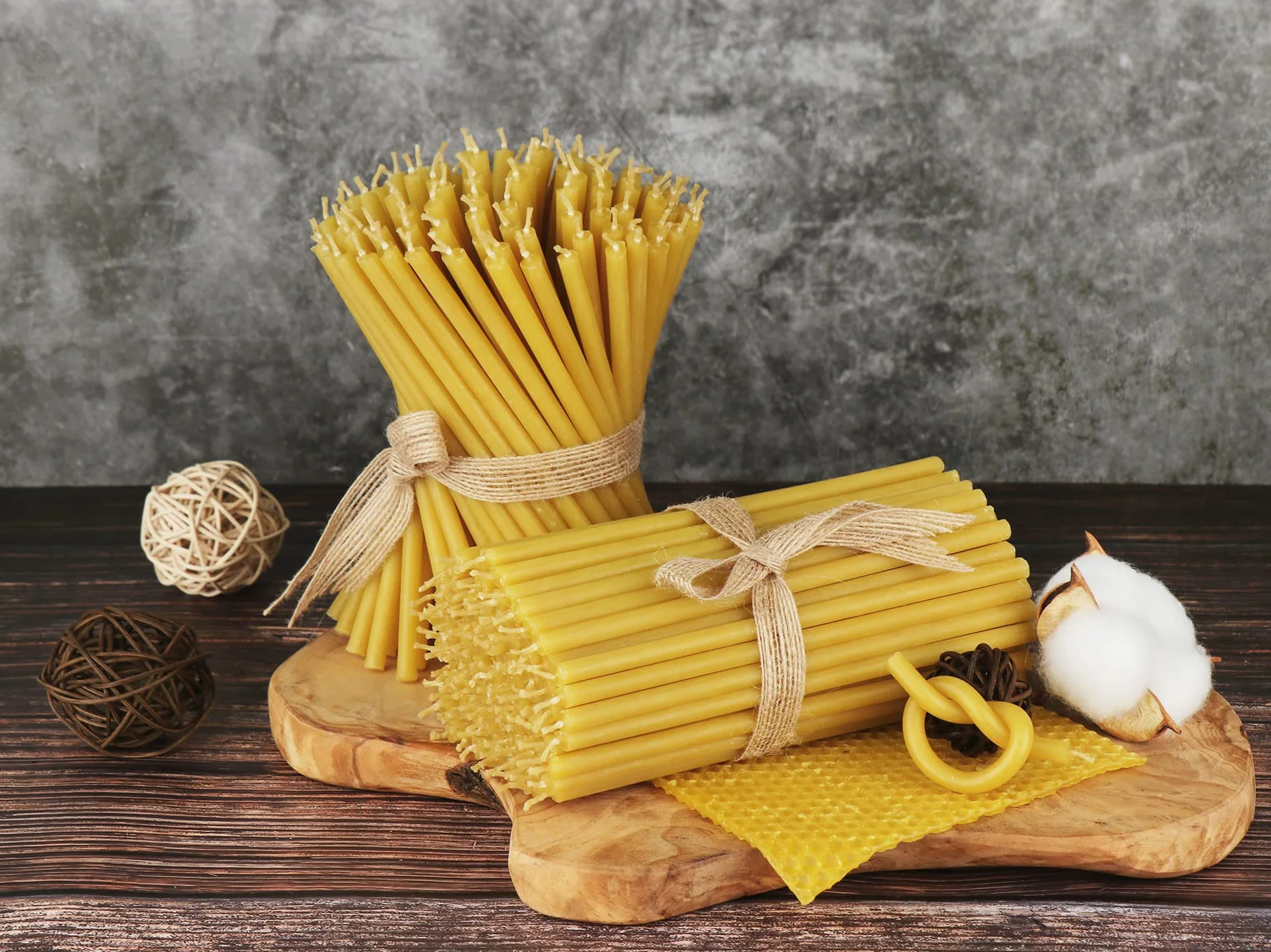 NKlaus 3270 g Świece ołtarzowe z wosku pszczelego, jakość kościelna, cienkie świece rytualne (ok. 1000 sztuk) 36261