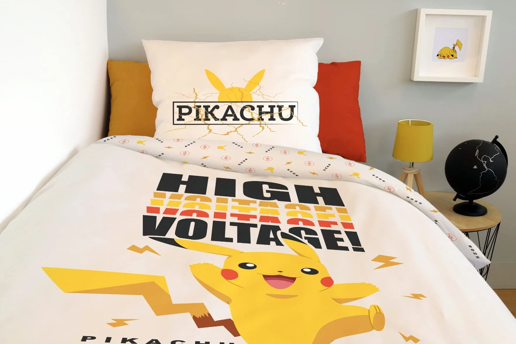 SAHINLER - Poszewka na kołdrę Pikachu High Voltage 140x200 cm + poszewka na poduszkę Pikachu 63x63 cm - Biała - 100% Bawełna