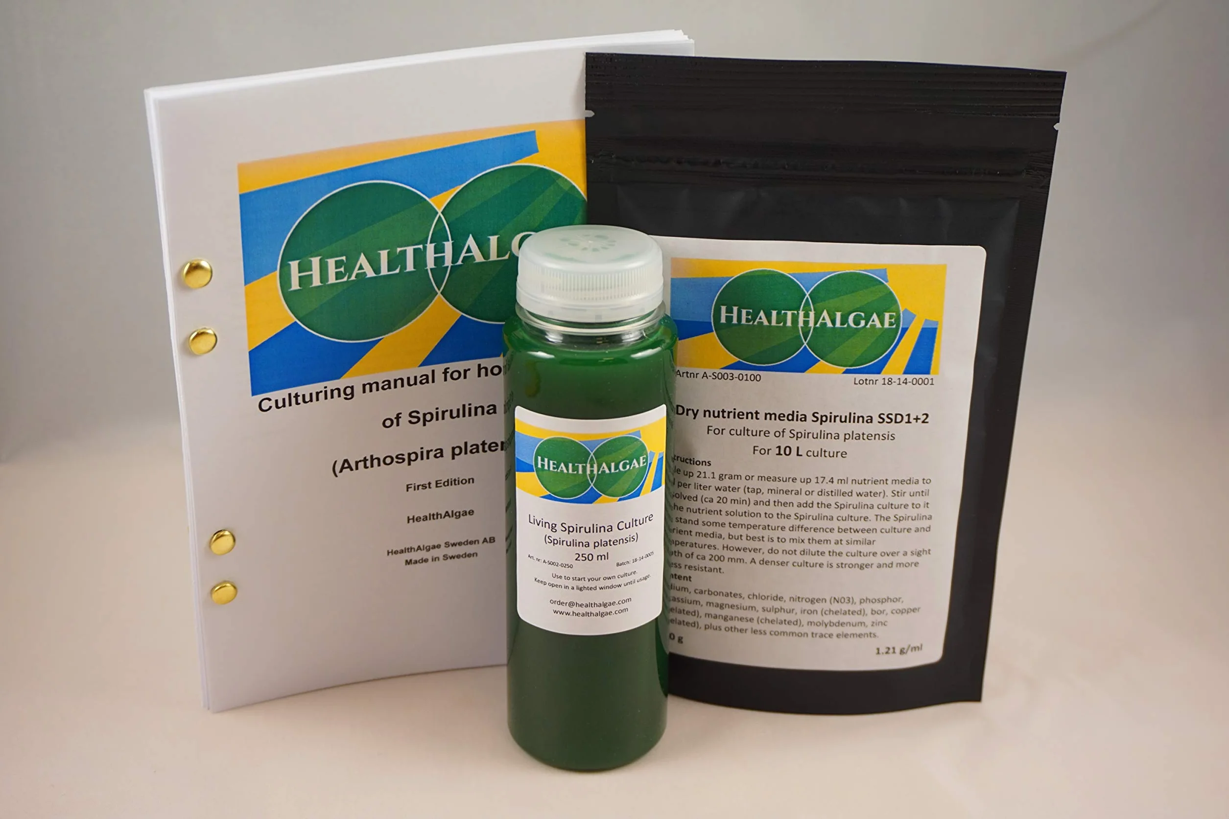 Live Spirulina platensis (250 ml) + 10 l suchej Spirulina Growmedium SSD1+2 - hodowla glonów + nawóz (250 ml + 10 l)