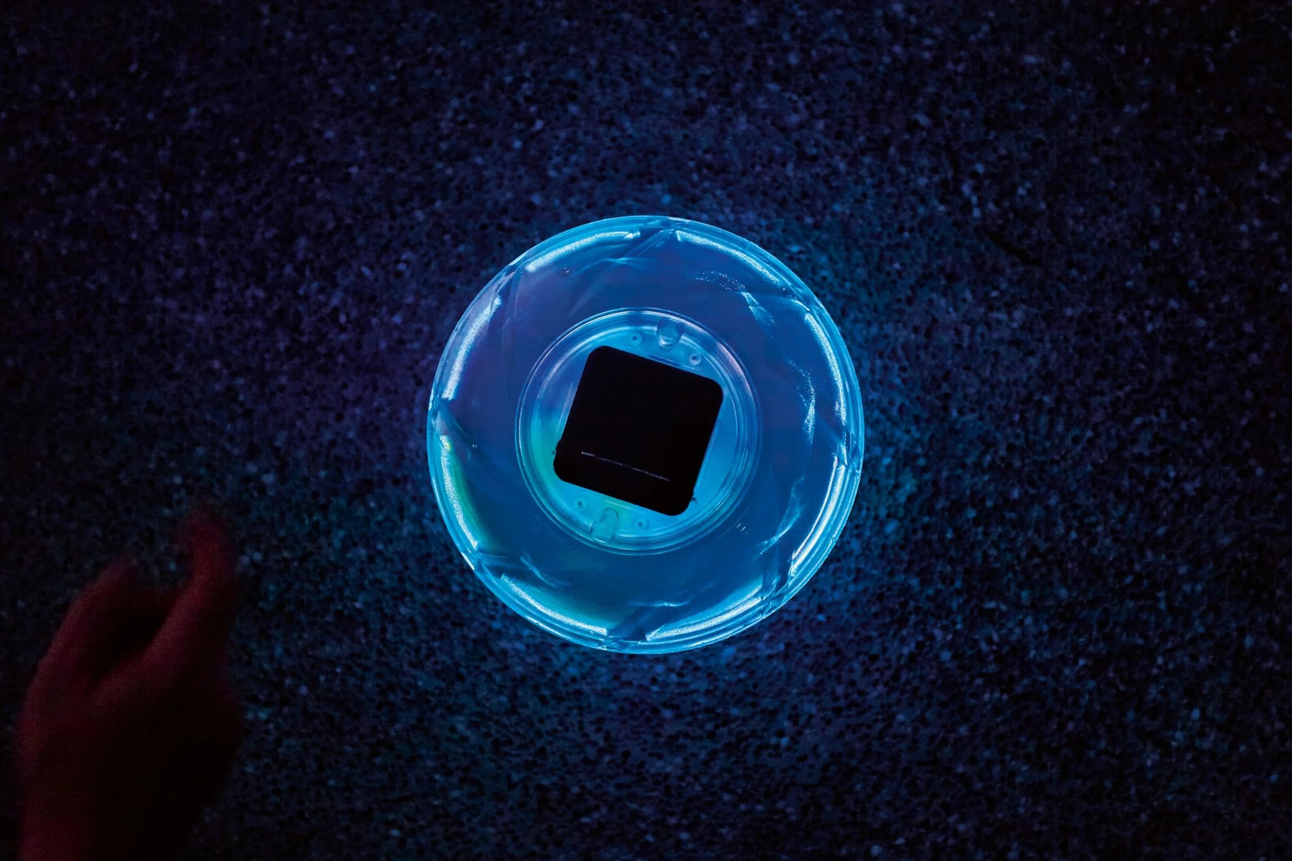 Lampa solarna pływająca do basenów Bestway Ø 18 cm (1 Sztuk)