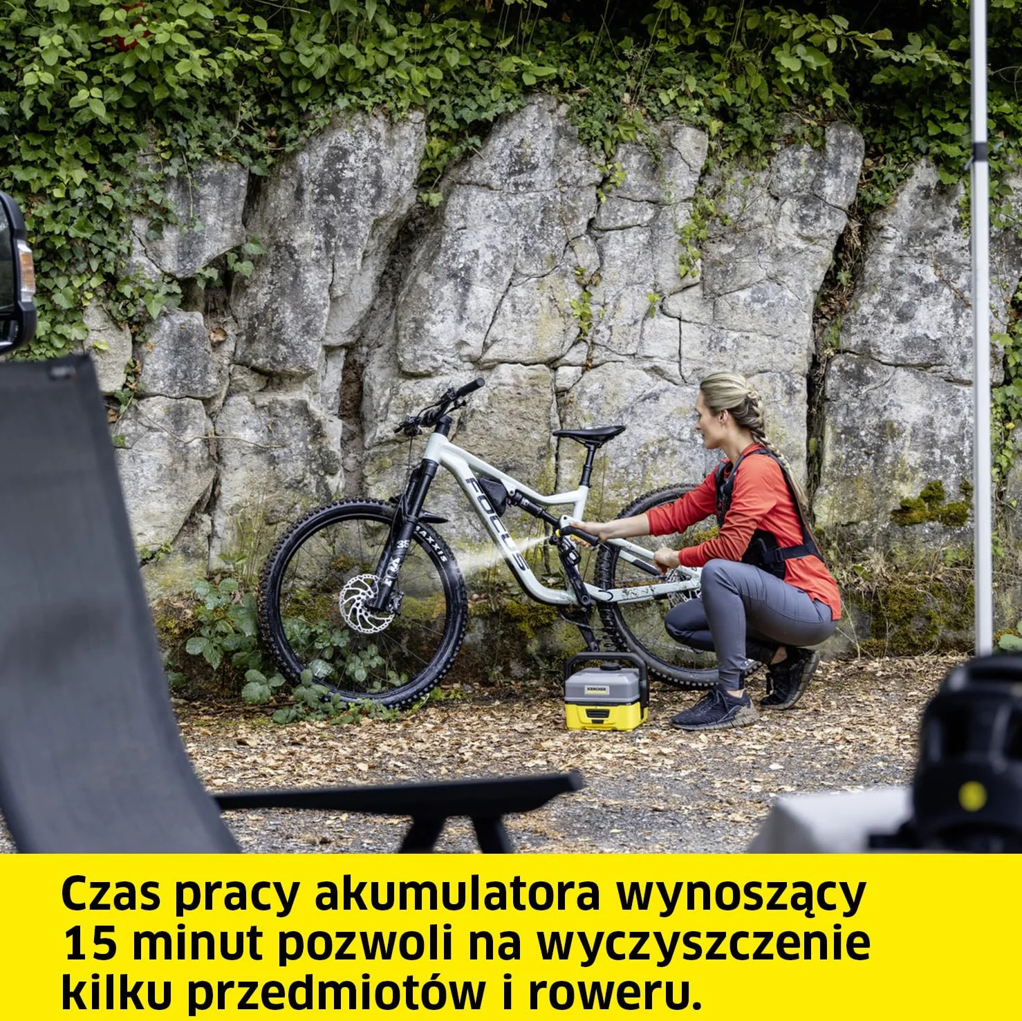 Kärcher myjka terenowa OC 3, do czyszczenia roweru, w ogrodzie i domu, ze zbiornikiem na wodę, dyszą płaskostrumieniową i kablem do ładowania