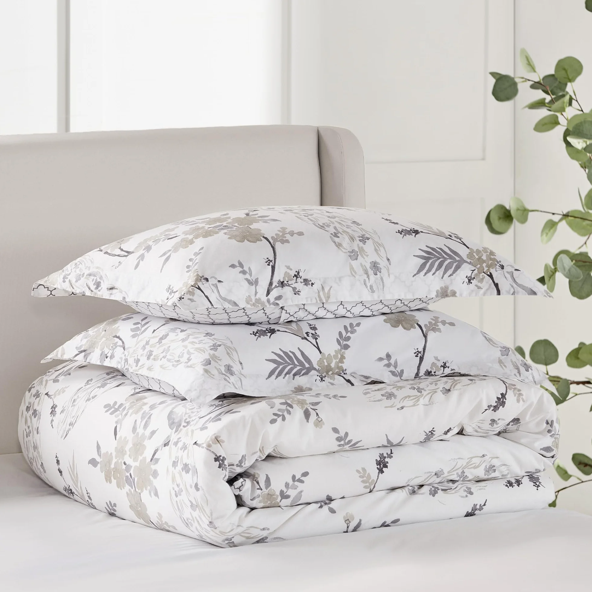 Levtex Home - Zestaw kołder w Pizie - kołdra królewska i dwie poszewki na poduszki typu king - kwiatowy współczesny paw - szary i taupe - kołdra (27 x 239 cm) i poszewka na poduszkę (91 x 50 cm) -