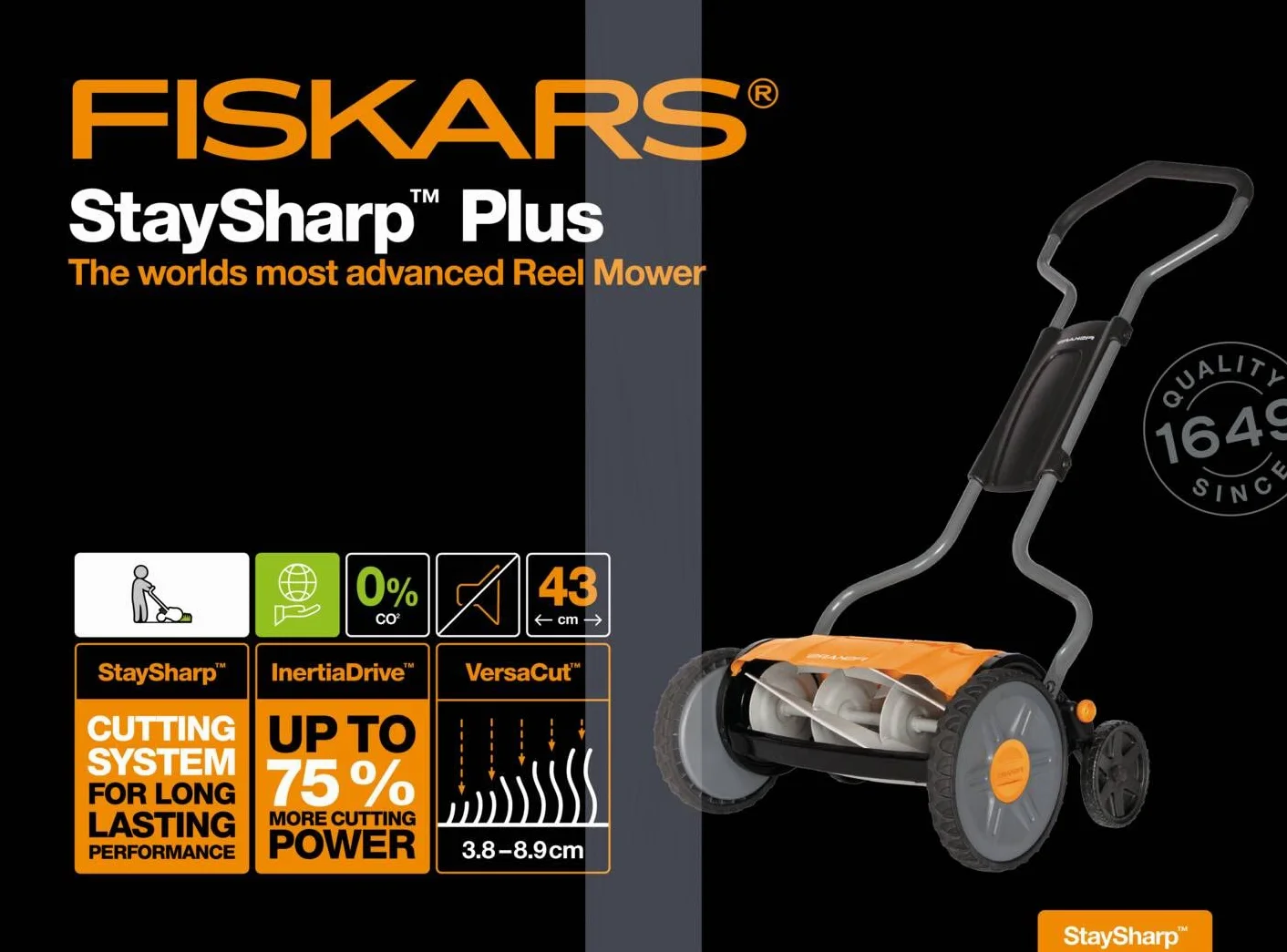 Fiskars Kosiarka bębnowa, Do trawy z bezkontaktowym systemem tnącym, Szerokość koszenia: 43 cm, StaySharp Plus, Czarna/ pomarańczowa/ srebrna, 1015649