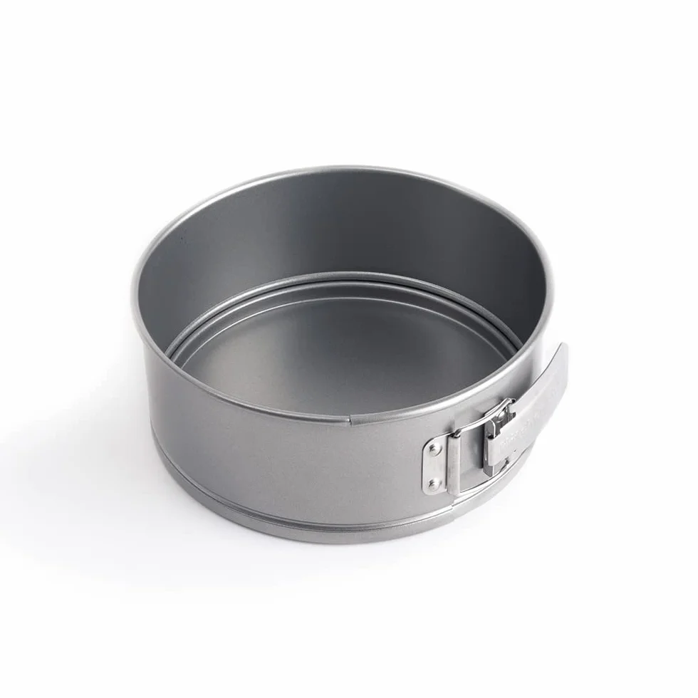 KitchenAid 2-częściowy zestaw form do pieczenia ze stali aluminiowanej, 20 cm i 24 cm, nieprzywierająca powłoka bez PFAS, nadaje się do piekarnika, mycia w zmywarce, kolor szary