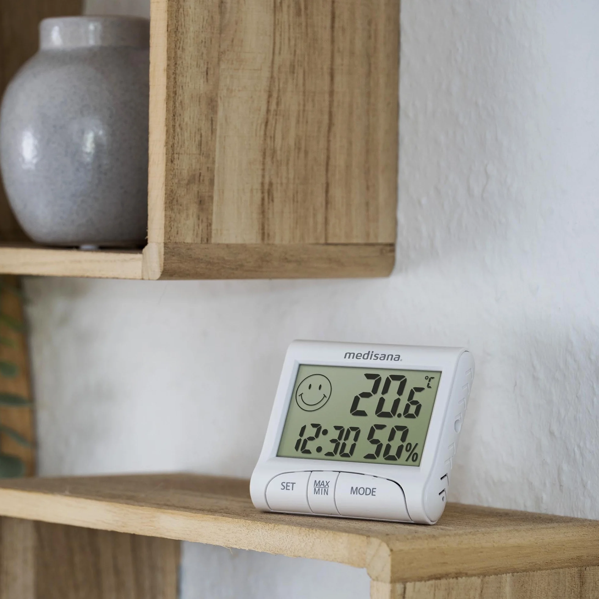 Medisana HG 100, cyfrowy higrometr do pomieszczeń, termometr z wilgotnością, temperaturą pomieszczenia, czasem, wskazaniem nawilżenia powietrza w pomieszczeniu