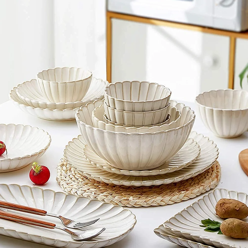 H3TF5J Zestaw stołowy porcelanowy, mikrofalowe i zmywarki Safe, 26 kawałków białego ceramicznego zastawy stołowej, zestaw do jadalni dla 4-6 osób, prezent ślubny parapet