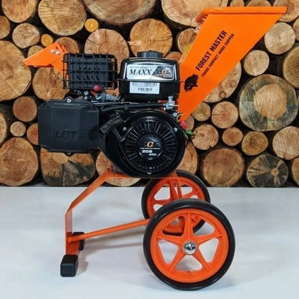 Forest Master FM6DDES Rębak do drewna benzynowy z elektrycznym rozruchem 6 KM, samopodający - lekki i dobrze wyważony - rozdrabnia do 50 mm (2 cale)
