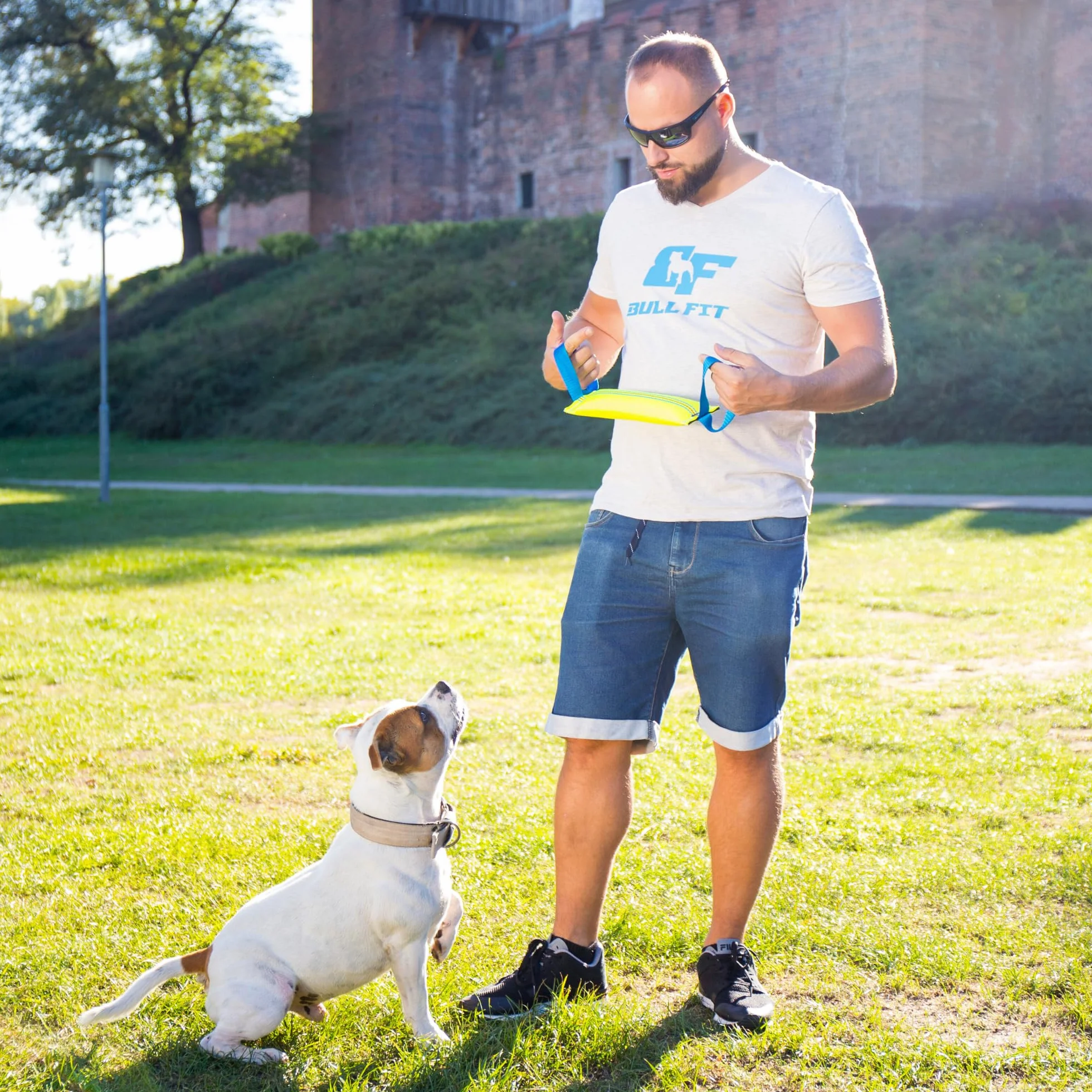 Bull Fit Szarpak dla psa 30 cm, z dwiema rączkami - Bardzo wytrzymała zabawka dla psów do treningu obronnego i kynologii sportowej - Mocny Szarpak wąż strażacki, Aport Dummy pływający
