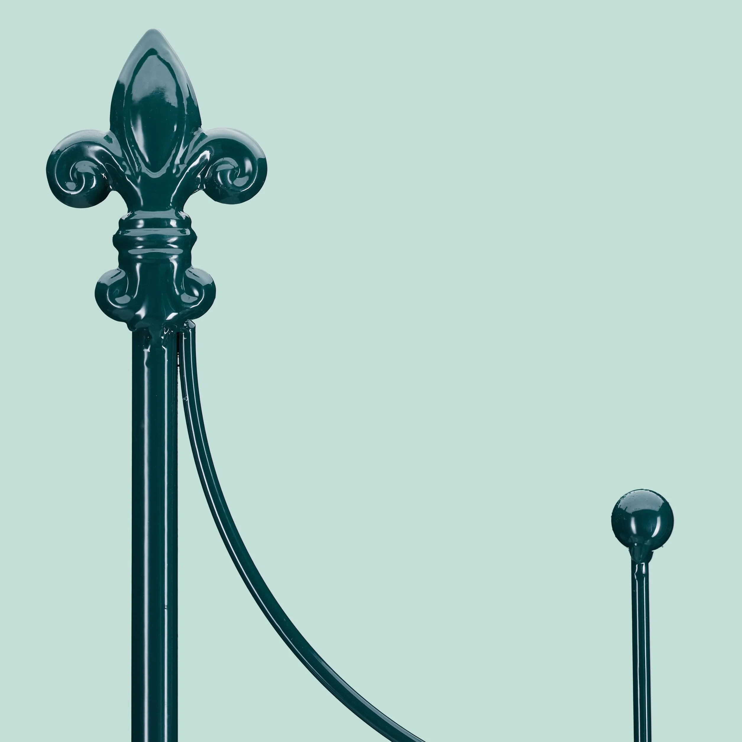 Relaxdays Kratka dla roślin pnących, zestaw 2 szt., metalowa, 180 x 50 cm, kratka do roślin pnących, w stylu vintage, ozdobna końcówka, do łączenia na ziemię, ciemnozielona