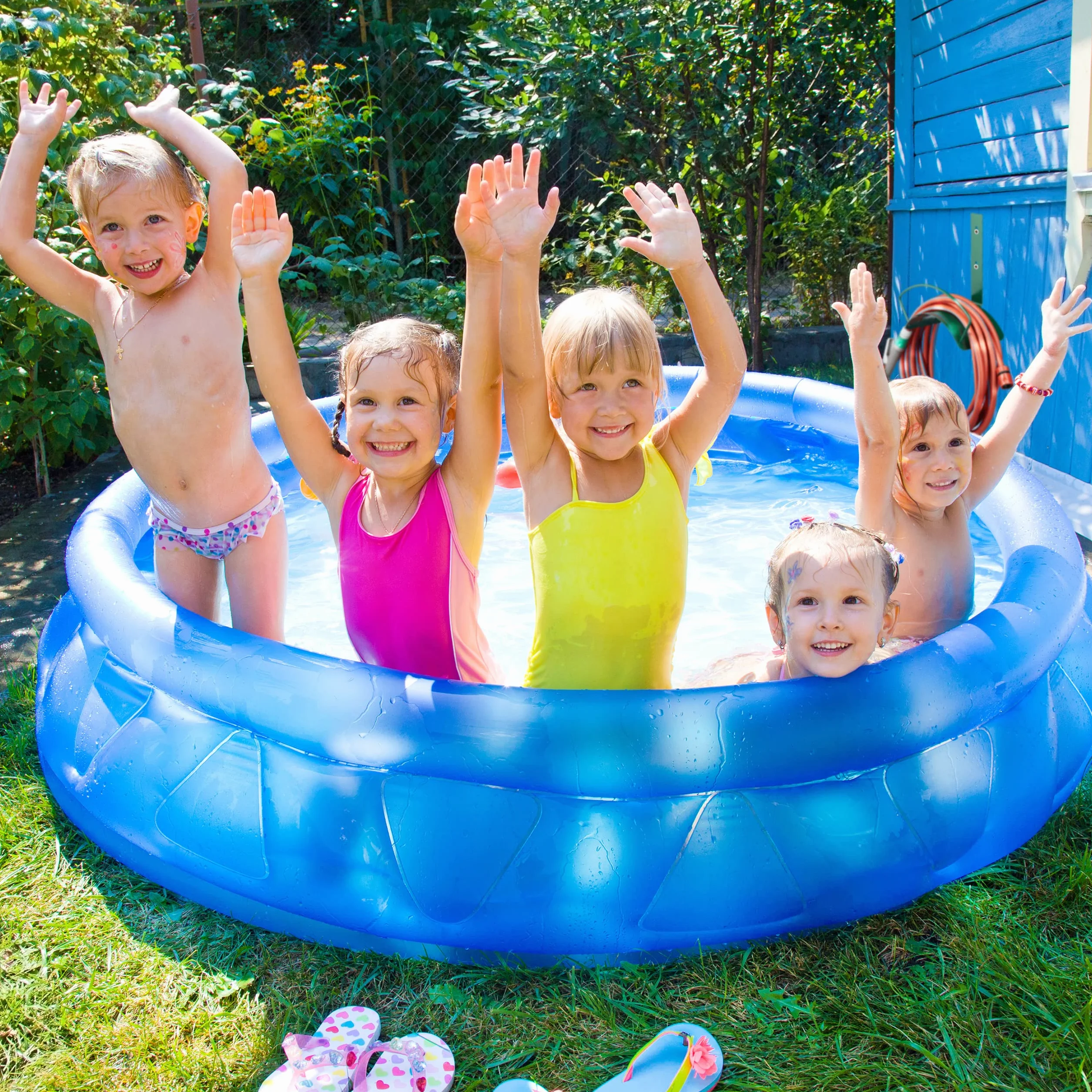 Relaxdays uchwyt na wąż ogrodowy, metal, uchwyt ścienny do węża ogrodowego 5/8 cala (15 mm), 60 m, uchwyt na wąż ogrodowy, zielony, 16,5 x 32 x 32,5 cm