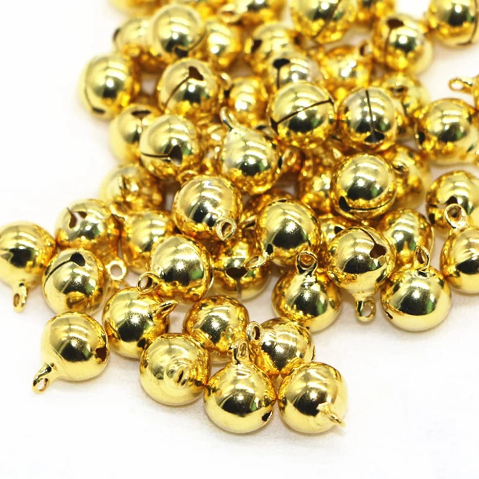 100 sztuk złotych metalowych dzwoneczków, dzwoneczek z żelaza, z oczkiem, dekoracja na Boże Narodzenie, wesele, do majsterkowania, produkcji biżuterii, dla zwierząt domowych, wiatru, dzwonków, dekoracja bożonarodzeniowa, 8 mm