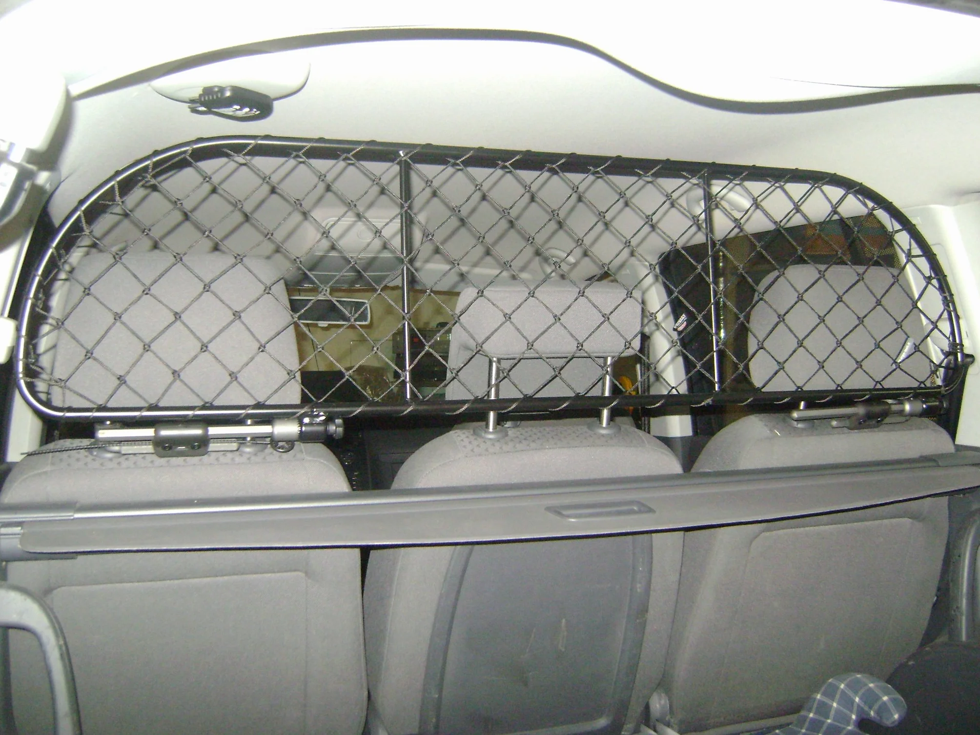ERGOTECH siatka oddzielająca kratka oddzielająca siatka dla psa kratka dla psów do Volkswagen Touran 2003-2009 i od roku produkcji 2010