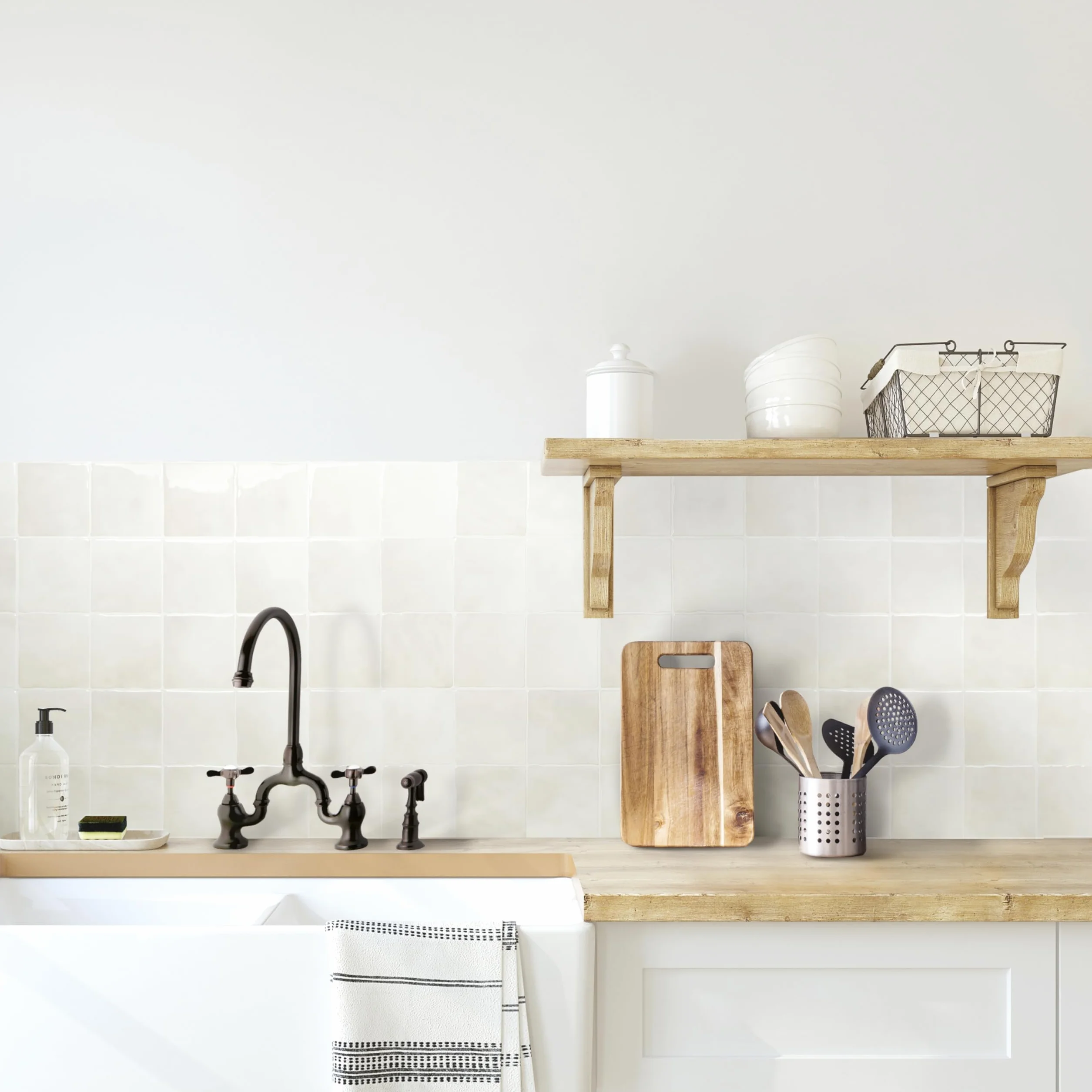 Smart Tiles Samoprzylepne płytki do kuchni i łazienki – beżowe/szare, naklejki na płytki 3D, tylna ścianka kuchenna, panele ścienne, 5 płytek (22,86 x 22,86 cm), łatwy montaż, wyprodukowano w Kanadzie